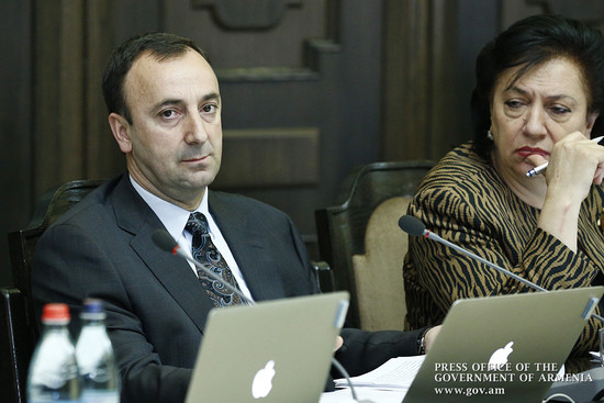 «Ժառանգություն» խմբակցության պատգամավորներն առաջարկում են ԱԺ նիստերը գումարել երկու շաբաթը մեկ անգամ