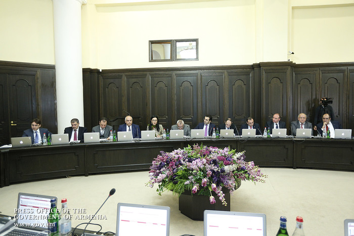 Վարչապետը հանձնարարել է կարգավորել փոքր ՀԷԿ-երի ոլորտը