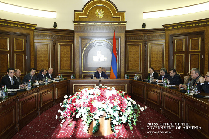 Վարչապետն ընդունել է խաղող մթերող ձեռնարկությունների ղեկավարներին