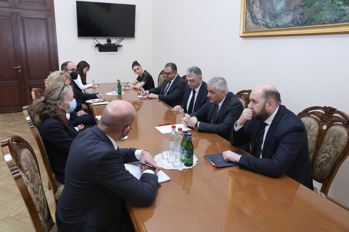 Փոխվարչապետ Մհեր Գրիգորյանի մոտ կայացել է քննարկում տարածաշրջանային մակրոտնտեսական իրավիճակի վերաբեր