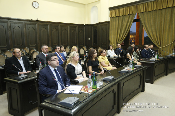 Վարչապետն ընդունել է ամերիկյան «Գլենդեյլ-Ադվենտիստ» բժշկական կենտրոնի մասնագետներին