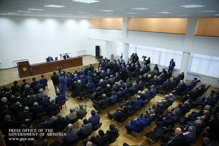 Մենք պետք է ձեզ հետ աշխատատեղ ու աշխատող մարդու համար բարենպաստ պայմաններ ստեղծենք. Վարչապետը Գեղարք