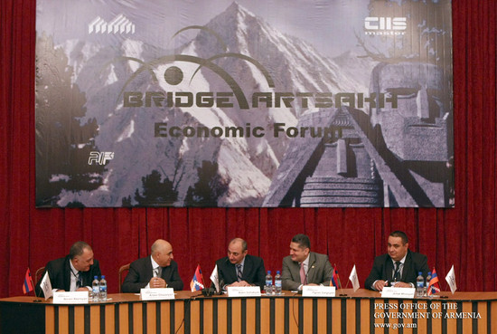 Մեկնարկել է «Բրիջ Արցախ 2011» տնտեսական համաժողովը