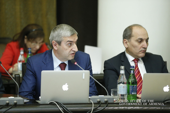 Վարչապետը հանձնարարել է առաջարկություններ ներկայացնել ներմուծումը տեղական արտադրությամբ փոխարինելու 