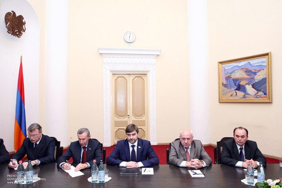 Վարչապետն ընդունել է Եվրասիական միջկուսակցական խորհրդակցություններին մասնակից քաղաքական ուժերի ներկա
