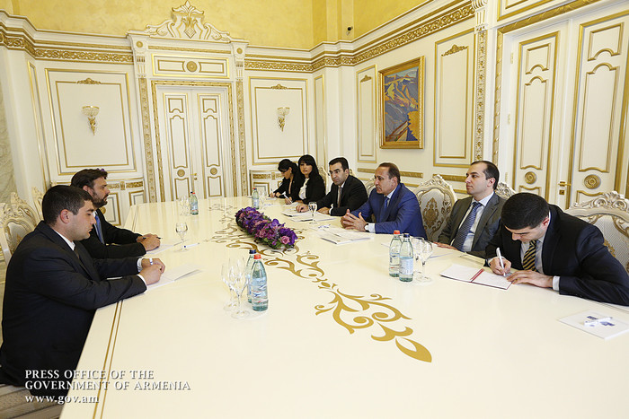 Վարչապետն ընդունել է Չեխիայի դեսպանին