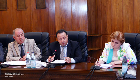 Կառավարության ղեկավարն ընդունել է ազատամարտիկներին
