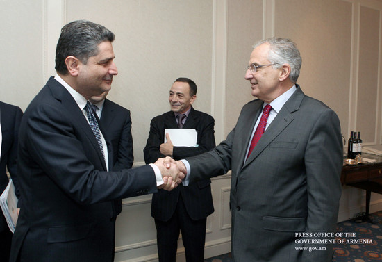 Տիգրան Սարգսյանը հանդիպել է Կարել դե Գուխտին