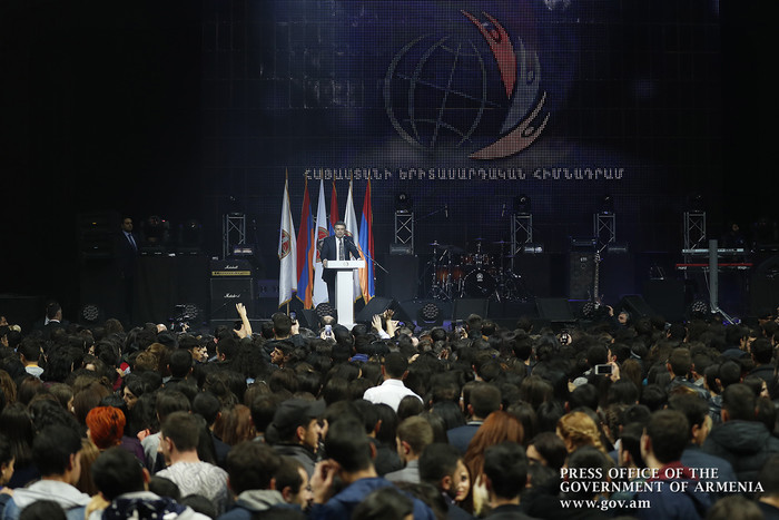 «Վստահ եմ, որ միայն ձեր միջոցով մենք կարող ենք թռիչքային զարգացումներ ունենալ». ՀՀ վարչապետը շնորհավ