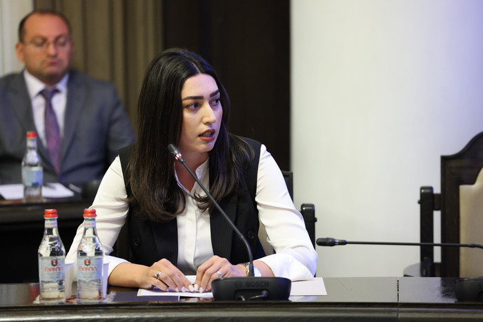 Անկանխիկ եղանակով վճարումներից կենսաթոշակառուներին հետվճարը 10%-ի փոխարեն կսահմանվի 12 %, իսկ հետվճա