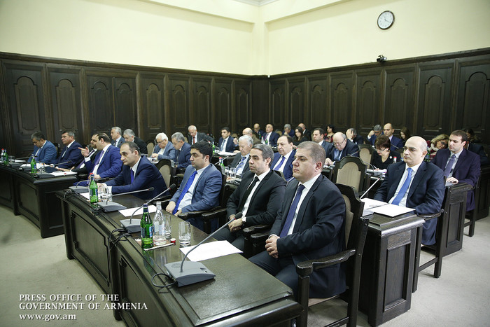 Վարչական դատարանի ծանրաբեռնվածությունը լուրջ ռիսկեր է առաջացնում. վարչապետը համապատասխան հանձնարարակ