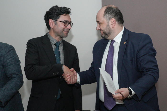 Արայիկ Հարությունյանը ներկա է գտնվել «Աշխարհահռչակ հայեր. Արտեմ Պատապուտյան» թեմայով նամականիշի մարմ