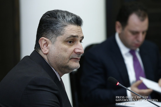 Տրվել են ներմուծման և արտահանման արտոնություններ, ճշտվել է պետական ավտոճանապարհների անվանացանկը