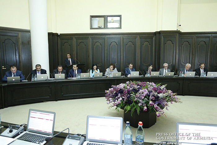 Վարչապետ. «Հարկավոր է տնտեսվարողների բեռն  ավելի թեթևացնել, հնարավորություններն ավելի մեծացնել, բիզն