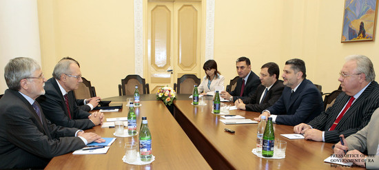 Պաշտոնական լրահոս