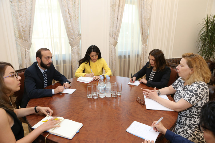 Առաջին փոխվարչապետ Արարատ Միրզոյանն ընդունել է Եվրոպայի խորհդի գրասենյակի ղեկավար տիկին Նատալյա Վուտ