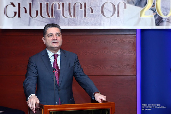 Վարչապետը շնորհավորել է շինարարներին մասնագիտական տոնի առթիվ