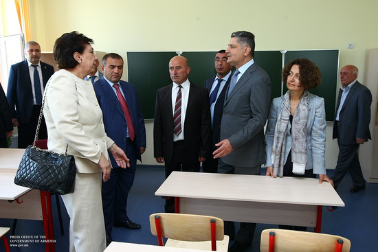 Վարչապետի մասնակցությամբ շահագործման է հանձնվել Տեղ գյուղի միջնակարգ դպրոցը