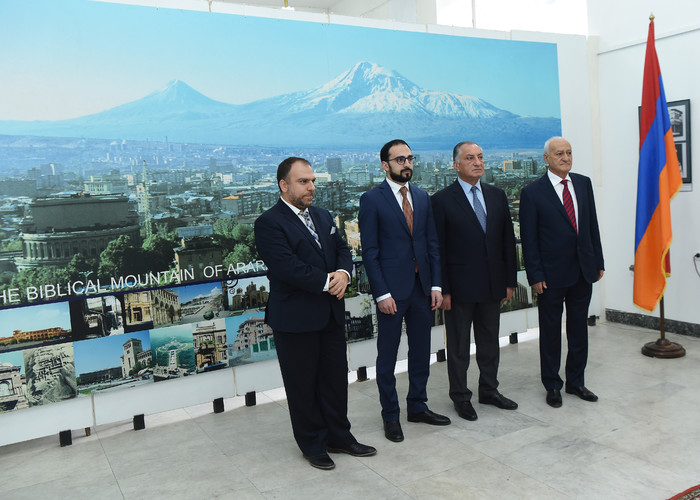 Փոխվարչապետ Տիգրան Ավինյանը ներկա է գտնվել Քաղաքաշինության պետական կոմիտեում Շինարարի օրվա առթիվ կազ