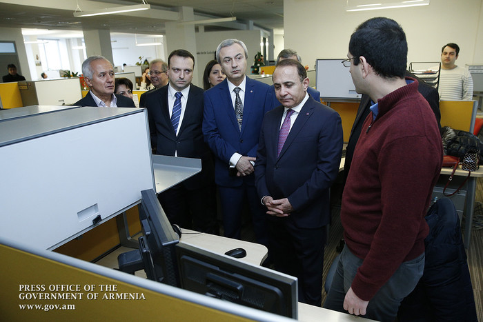 Վարչապետն այցելել է «Սինոփսիս Արմենիա» ընկերություն