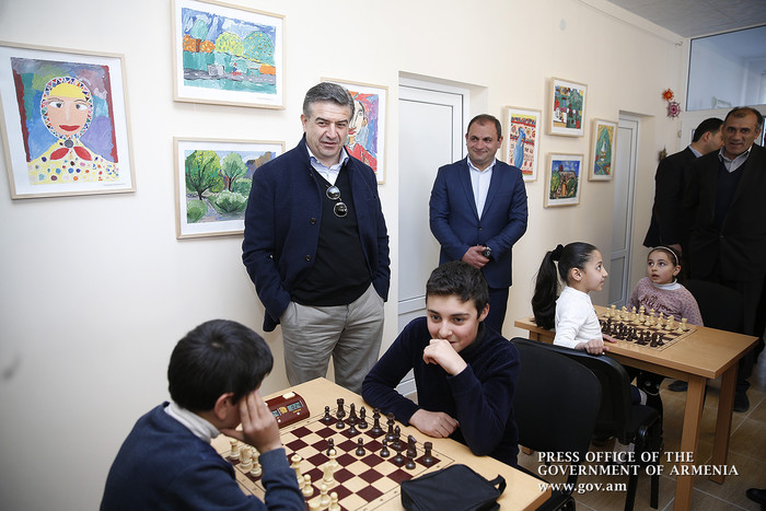 Կառավարության ղեկավարը ծանոթացել է վարդերի աճեցմամբ զբաղվող ընկերության ներդրումային նոր ծրագրին