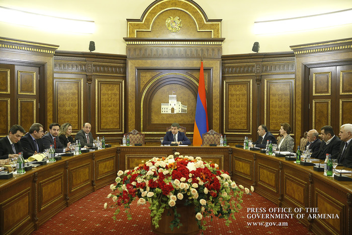 Կարեն Կարապետյանը տուրօպերատորների միության անդամների հետ քննարկել է ներգնա տուրիզմի զարգացմանը վերա