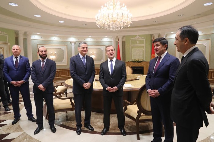 Առաջին փոխվարչապետի պաշտոնակատար Արարատ Միրզոյանը Մինսկում մասնակցել է Եվրասիական միջկառավարական խոր