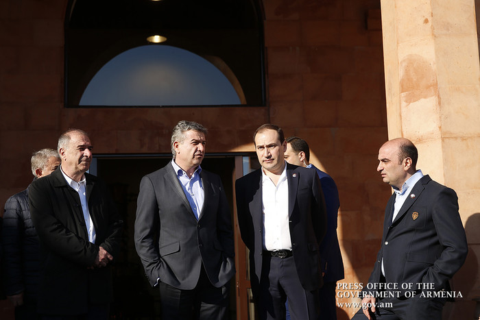 Կարեն Կարապետյանը ծանոթացել է համակցված կերերի արտադրությամբ և գինեգործությամբ զբաղվող ընկերությունն