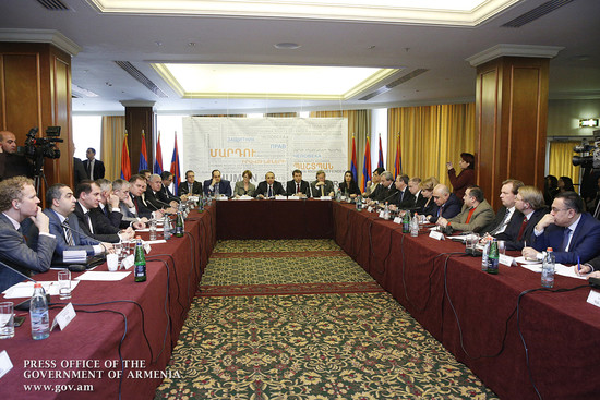 ՀՀ վարչապետը մասնակցել է տնտեսական իրավունքներին նվիրված համաժողովին