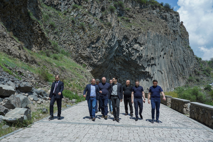 Փոխվարչապետ Մաթևոսյանը Կոտայքի մարզ կատարած այցի ընթացքում հանդիպել է խոշորացված համայնքների ղեկավար