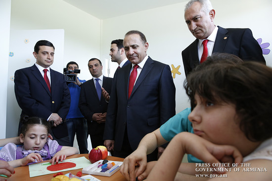 Վարչապետն այցելել է Կոշ համայնք