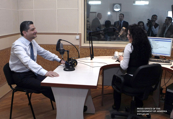 Վարչապետը շնորհավորել է ռադիոյի աշխատակիցներին