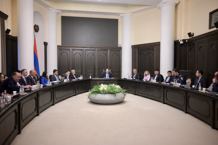Արայիկ Հարությունյանին զեկուցվել են ծանրամարտի Եվրոպայի մեծահասակների առաջնության անցկացման եզրափակի