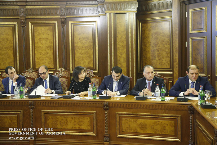 Մենք պետք է խելացի համակարգ ստեղծենք, մեր տրանսպորտի փրկությունը դա է. ՀՀ վարչապետ