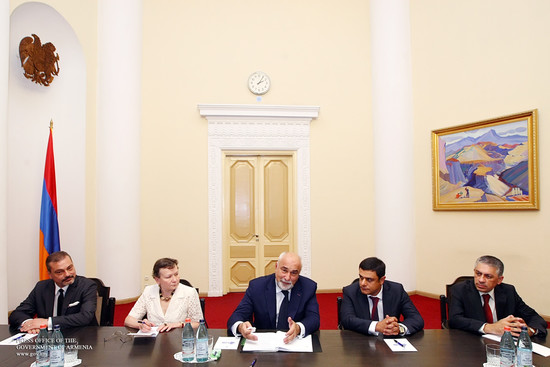 Տիգրան Սարգսյանը և Վարուժան Ոսկանյանը քննարկել են հայ-ռումինական տնտեսական կապերի սերտացման հեռանկար