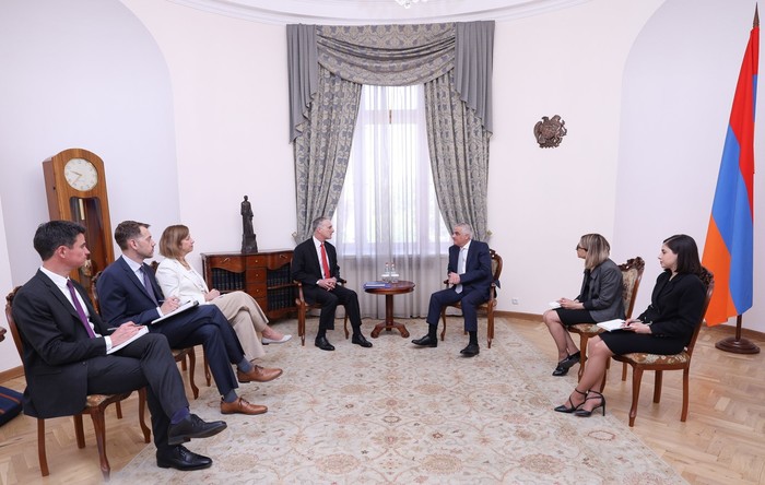 Փոխվարչապետ Մհեր Գրիգորյանն ընդունել է Լուիս Բոնոյին