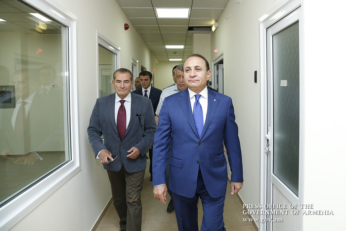 Վարչապետը ծանոթացել է Ռադիոիզոտոպների արտադրության և մոլեկուլյար ախտորոշման կենտրոնի կառուցման աշխատ