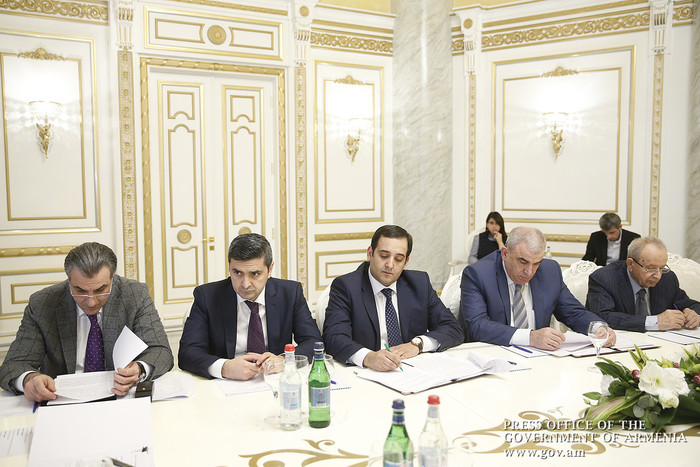 Կառավարությունում Արարատյան դաշտի ստորերկրյա ջրային ռեսուրսների արդյունավետ օգտագործմանը վերաբերող հ