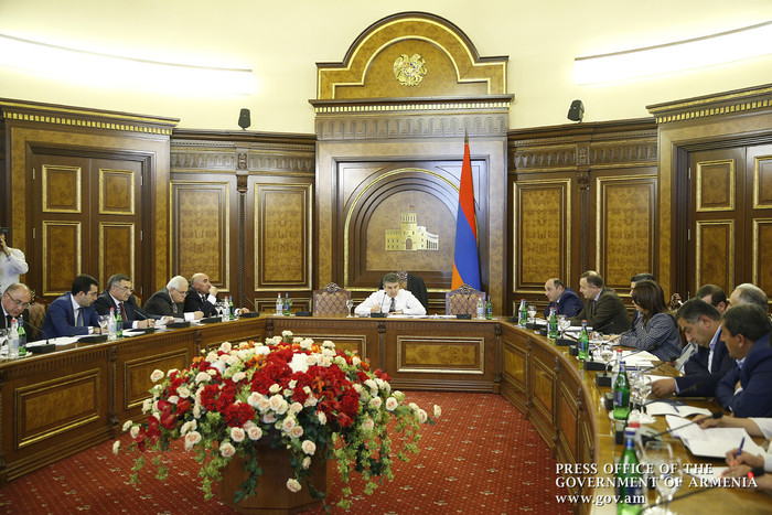 Վարչապետին ներկայացվել են Արմավիրի և Վայոց ձորի մարզերի համայնքների զարգացման ծրագրեր