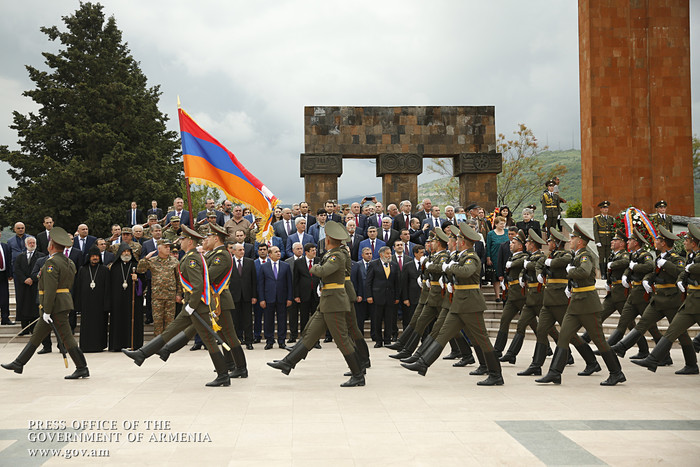 Վարչապետն Արցախում մասնակցել է եռատոնին նվիրված միջոցառումներին