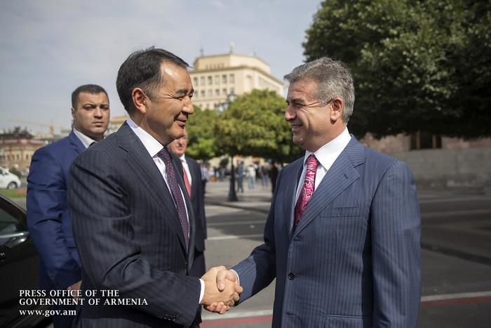 Հայաստանի վարչապետն ընդունել է Ղազախստանի վարչապետին