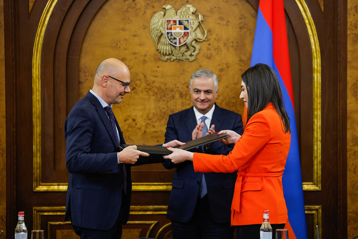 Ստորագրվեց կենսաչափական համակարգի ներդրման պետություն-մասնավոր գործընկերության պայմանագիրը